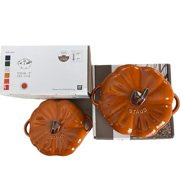 Staub Pumpkin Cocotte  12.8 cm 5" Cinnamon Color Set of 2 New In Box 40511-555 - Picture 3 of 5
